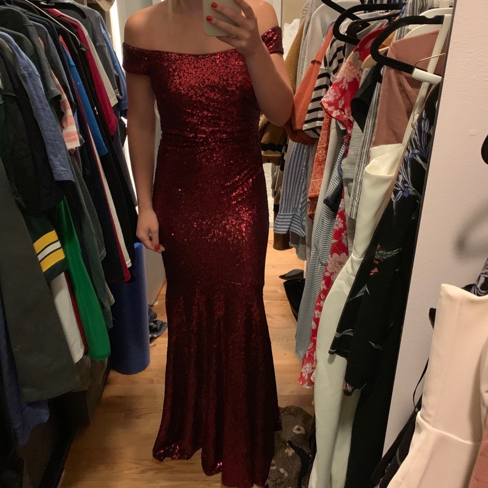 Badgley Mischka Women's  Sequin Gown Prom